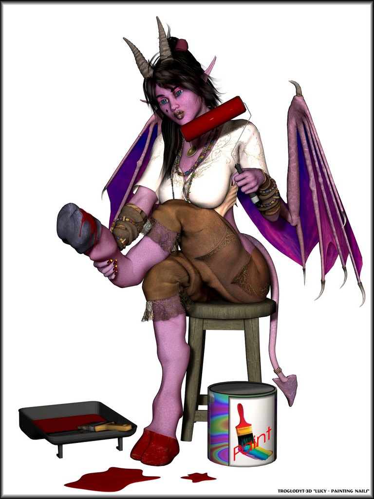 lucy_-_painting_nails.jpg